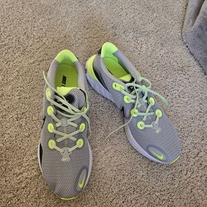 Mens Nike running shoes size 13